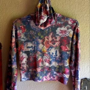 Jessica Simpson tye dye floral cropped hoodie. Size Medium